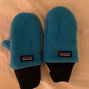 Patagonia mittens